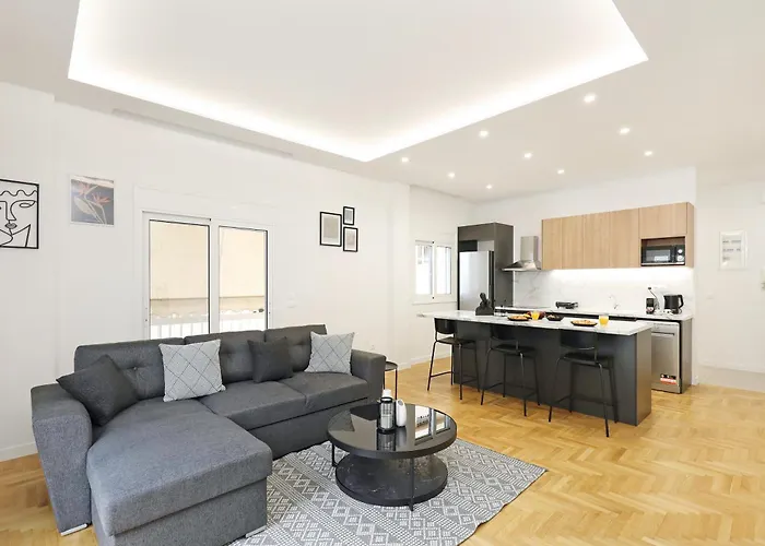 Black Elegance - 2 Bedroom & 2 Bathroom - Greecing